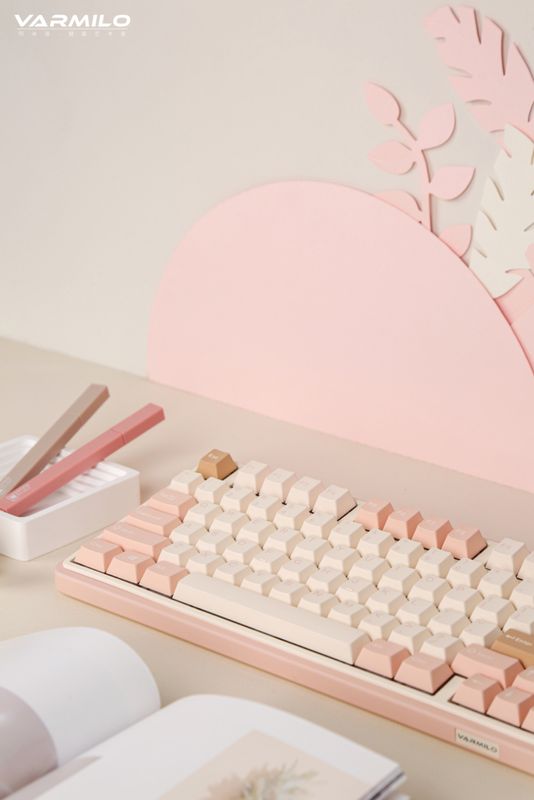 Varmilo VXT81 Minilo Mendozae / Gateron G Pro Yellow 2.0 18