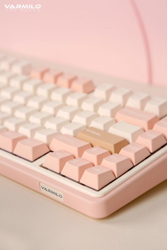 Varmilo VXT81 Minilo Mendozae / Gateron G Pro Yellow 2.0 19