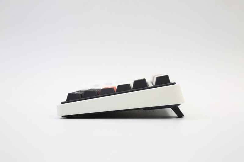 Varmilo VXT81 Minilo Retro / Cherry MX Black Clear-Top 4