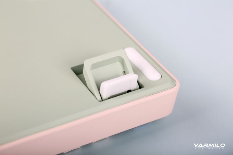 Varmilo VXT81 Minilo Eucalyptus / Gateron G Pro Yellow 2.0 6